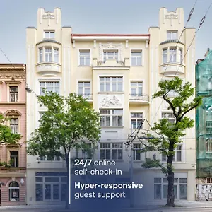 Apartamento Turnkey I Charles Square, Praga