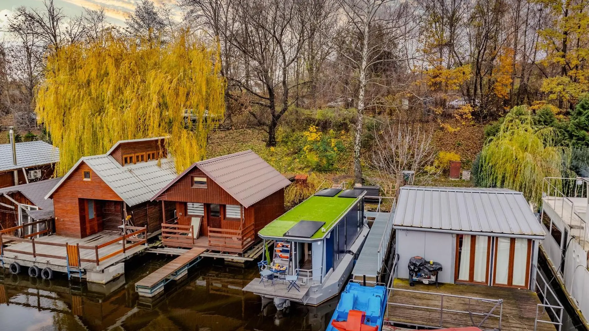Houseboat Neptun With Paddle Boat - Stay On The River Prague 0*,  Czech Republic